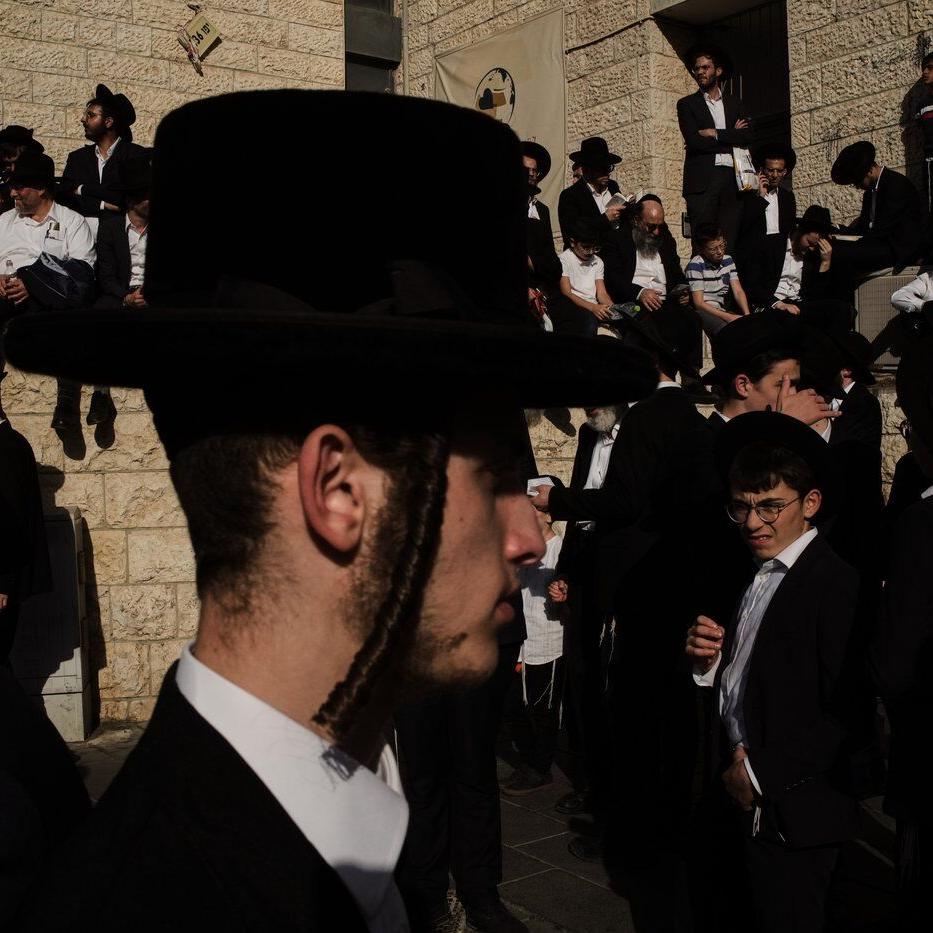 Tens of thousands of ultra-Orthodox Jews protest military draft in Jerusalem